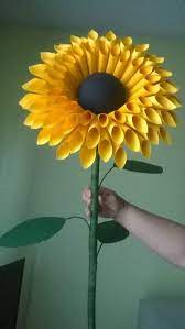 Standing Paper Sunflowers Paper Flowers With Stem Stemmed Etsy Sunflower Paper Flowers Paper Sunflowers Stemmed Paper Flowers