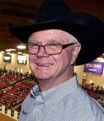 Hefty prize purse steers header-heeler duos to World Series of Team Roping 
