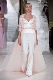 We did not find results for: Kaviar Gauche Die Brautkleider Fur Fruhjahr Sommer 2018 Brigitte De