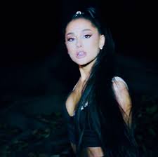 Pin On Ariana Grande