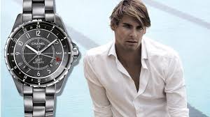 Sur trois photos, on peut le voir avec une chemise. Camille Lacourt Nageur Francais Est L Ambassadeur De La Montre Chanel J 12 Chromatic Montre Chanel Montre Montre Plongee