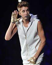 Mehrfach kam er zu spät zu konzerten oder verließ die show mittendrin. Justin Bieber Wikipedia