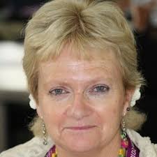 Louise Parkes (@LouiseParkes14)