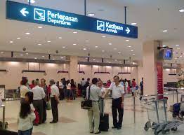 Without considering departure times or holidays, tickets cost around us$238 in what time does the earliest flight from brunei international airport to kota kinabalu international airport depart? Datei Kota Kinabalu International Airport 0318 185248 Jpg Wikipedia