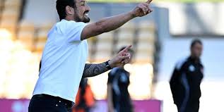 César Peixoto explica titularidade de Dani Figueira: 