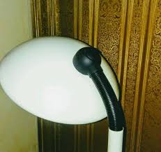 Stehlampe Weiss 70s Style Von Ikea In Munchen Trudering Riem