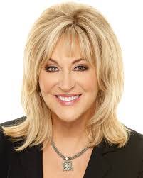 Karen Hickman's Instagram, Twitter & Facebook