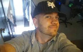 Head over to YT to watch my video for “Queen of Hearts” 👸🏽♥️