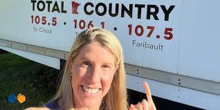 Pinky Swear talks with Total Country BOB-FM