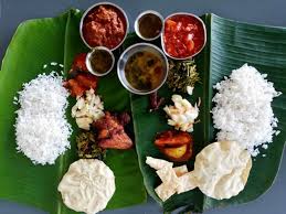 Nasi daun pisang of course! Pilihan Cita Rasa Masakan India Asli Vegetarian Di Kuala Terengganu Kosmo Digital