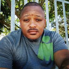 Sadio Mane, his wife & new born baby twins 👏🏻 #fblifestyle