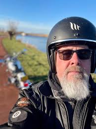 Early morning winterride +3°C Finally the sun was out after weeks of rain  and fog.