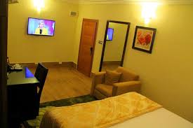 Sus 143 habitaciones y 2 suites ofrecen las. Incredible Offer At The Cromwell Courtyard Hotel Ikeja