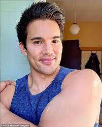 Francis anthony mossman was born on april 14, 1988, in auckland, new zealand to maria abad and reginald mossman. Cqcc7tfpgvsh M