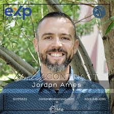 Mariana Ames's Instagram, Twitter & Facebook