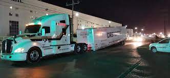 Caos Vehicular Por Desprendimiento De Caja A Trailer De Transportes Castores La Opcion De Chihuahua