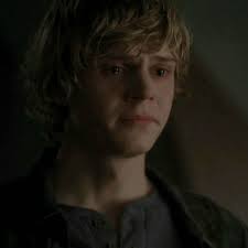 When tate was six years old, constance killed hugo for cheating on her with their housemaid, moira o'hara, though tate believed that his father ran off and abandoned their family. Pin By Lejla Kendic On Baby In 2021 Evan Peters Evan Peters Icon Evan