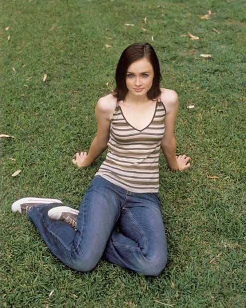 Rory Gilmore autumn fashion: Bookworm Accessories