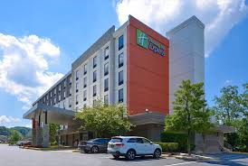 4 star accomodation at the price of 3 star in central london! Holiday Inn Express Towson Baltimore North 105 1 3 8 Updated 2021 Prices Hotel Reviews Md Tripadvisor