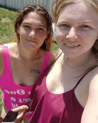 Danielle Lamb (@ellienicolee94) • Instagram photos and videos