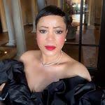 Leslie Tarin's Instagram, Twitter & Facebook