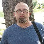 Leon Bratcher's Instagram, Twitter & Facebook