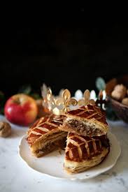 Galette Des Rois Aux Noix Et Aux Pommes Royal Chill Blog Cuisine Voyage Et Photographie Recette Galette Des Rois Aux Noix Galette Des Rois Galette Des Rois Originale