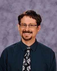 Staff by Department v2