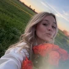 Katelyn Hahn (@katelyn_hahn32)