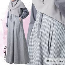 Pakaian bawahnya berupa sarung pelekat, tembe kafa, corak mbali pida hingga menutup mata kaki. Model Baju Gamis Kotak Kotak Kombinasi Polos Hijabfest