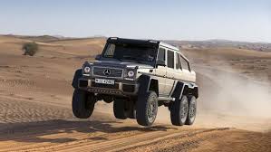 Mercedes Benz Reveals The G63 Amg 6 6 A Six Wheel Drive Luxo Suv Mercedes Benz Amg Mercedes G63 G63 Amg