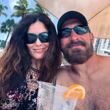 🍸🍹☀️🏝️ that about sums it up! • • • #smiles #smilemore #love #Italian  #Bahamas #monday #mondaymood #beach #drinks #fun #instasmile #smilemore  #fashionstyle #palmtrees #vibes #singer #smile #us #cutecouples #rockstar  #swagger #bella #singing #