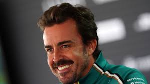 Mama und Kind wohlauf - Formel-1-Fahrer Alonso mit 44 Jahren erstmals Vater - Sport - SZ.de