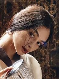 دانلود  سینمایی The Housemaid 2021 با زیرنویس چسبیده