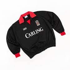 Classic Football Shirts on Twitter: "⚫🔴 1993-94 Stoke City Asics Drill Top  Carling sponsor, Asics badge and Stoke-on-Trent coat-of-arms crest 90s training  wear hit different 😍 https://t.co/5vJEvzTOEE" / Twitter