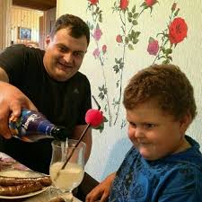 Появилось видео с задержания хованского. Ø§Ù„ÙˆØ³Ù… Hovanskij Ø¹Ù„Ù‰ ØªÙˆÙŠØªØ±