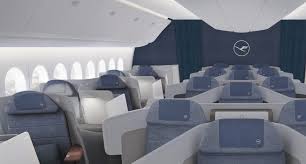 The boeing 777x will be using a higher proportion of composite materials in construction than the current model, in line with improvements in technology. Boeing S 777x Shows Off The Latest Update To Overhead Bin Design Runway Girlrunway Girl