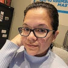 Karen Traina's Instagram, Twitter & Facebook