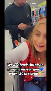 Daily Dose of Makayla: Joy with Twin Sisters