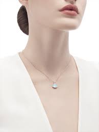 Since its founding in 1884, bulgari has been blending the classical with the contemporary across a luxurious line of watches, jewellery and accessories. Divas Dream Necklace 350584 Bvlgari