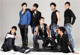 Jay park used to be the leader of 2pm until he said some pretty bad things about korea. K Life Sur Twitter Jay Park Was A Part Of 2pm And He Was The Leader And Center Of The Group After He Left The Group In 2009 Due To His Scandal