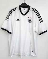 Das neuen trikot der deutschen nationalmannschaft findest du hier. Vintage Adidas Dfb Trikot Deutschland Wm 2002 Xxl Ts541 Retro Star De