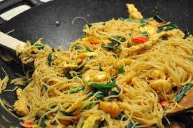 Like fried rice, singapore rice noodles is a versatile dish. Singapore Fried Rice Noodle æ˜Ÿæ´²ç‚'ç±³ Janet S Kitchen Lab