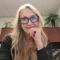 Melissa Clouse's Instagram, Twitter & Facebook