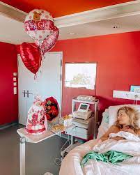 To αποκάλυψε κατά λάθος ή το έκανε επίτηδες;. Maria Hliakh Sto Spiti Me To Mwro Ths Ayto Einai To Prwto Pragma Poy 8a Kanei Otan Brei Xrono Gossip Tv Gr