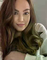 Primary teacher downed bottle of wine and showed up to school assembly  drunk 😳