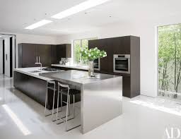 Look Inside A Minimalist Beverly Hills Home Architectural Digest Modern Kitchen Kitchen Inspirations Sleek Kitchen