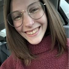 Alyssa Hartford's Instagram, Twitter & Facebook