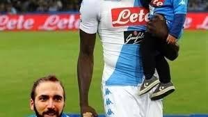 Seguiteci anche su @en_sscnapoli @sscnapolies @sscnapoli_br #forzanapolisempre. Juve Napoli Tutti I Meme Su Koulibaly