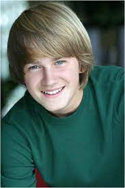 Jason Dolley Is On Disney Channel Jason Dolley Good Luck Charlie Handsome Actors